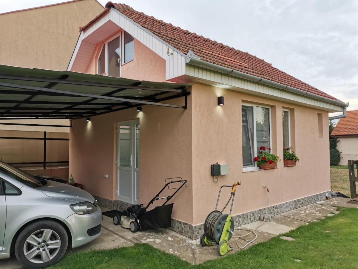 Casuta Cu Tei Villa Oradea Exterior foto