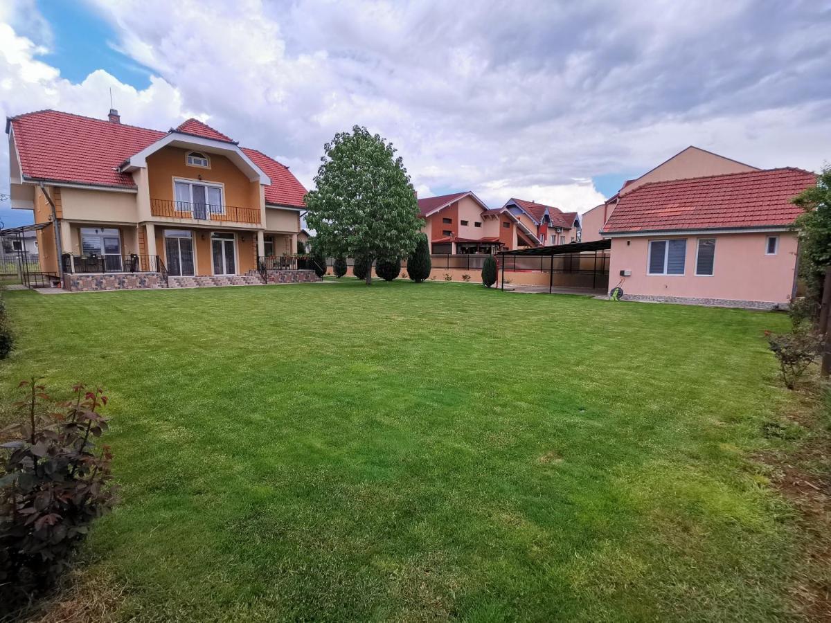 Casuta Cu Tei Villa Oradea Exterior foto