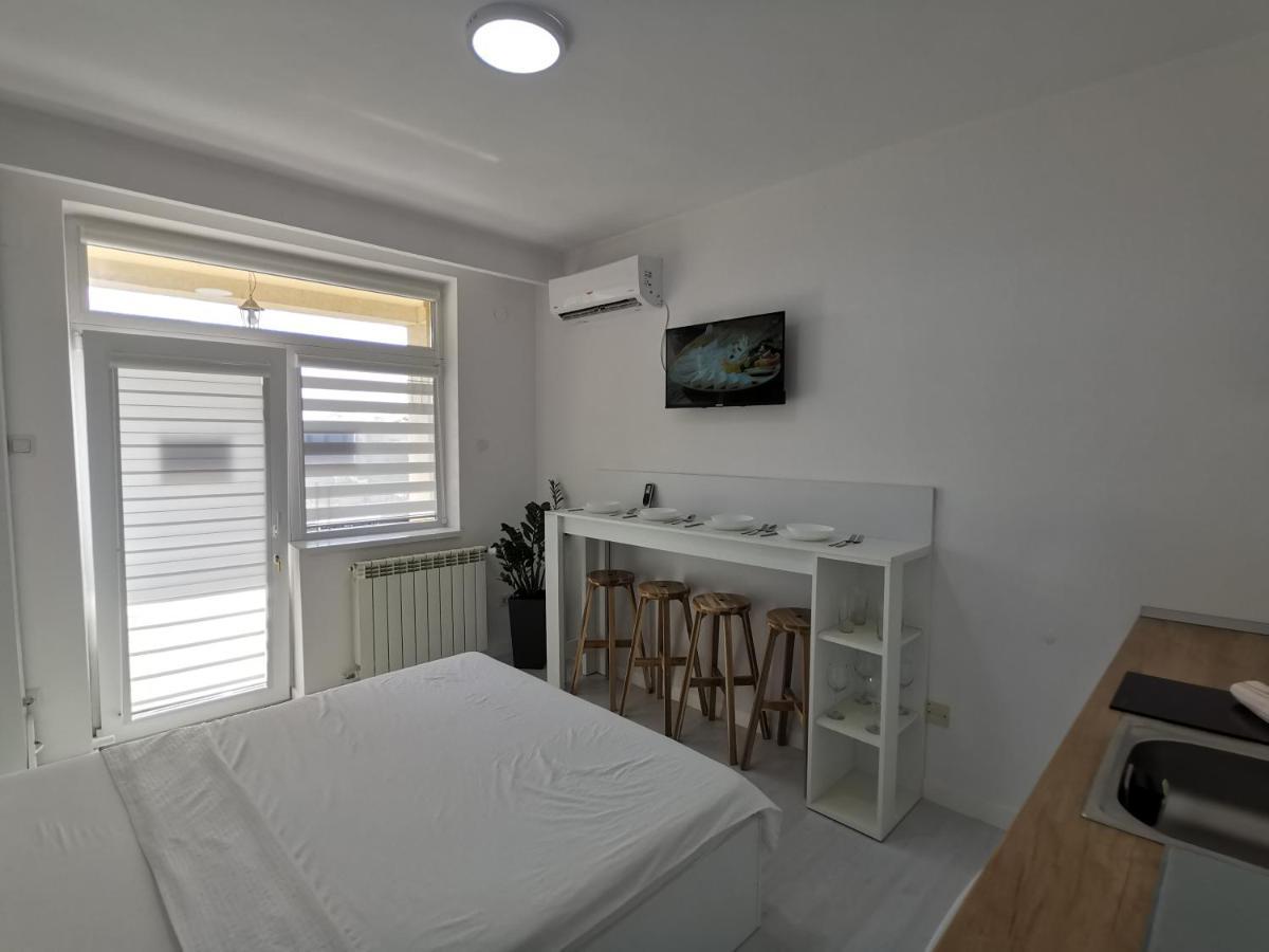 Casuta Cu Tei Villa Oradea Exterior foto