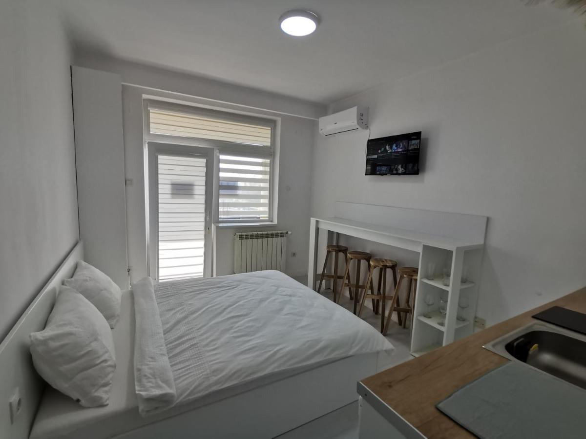Casuta Cu Tei Villa Oradea Exterior foto