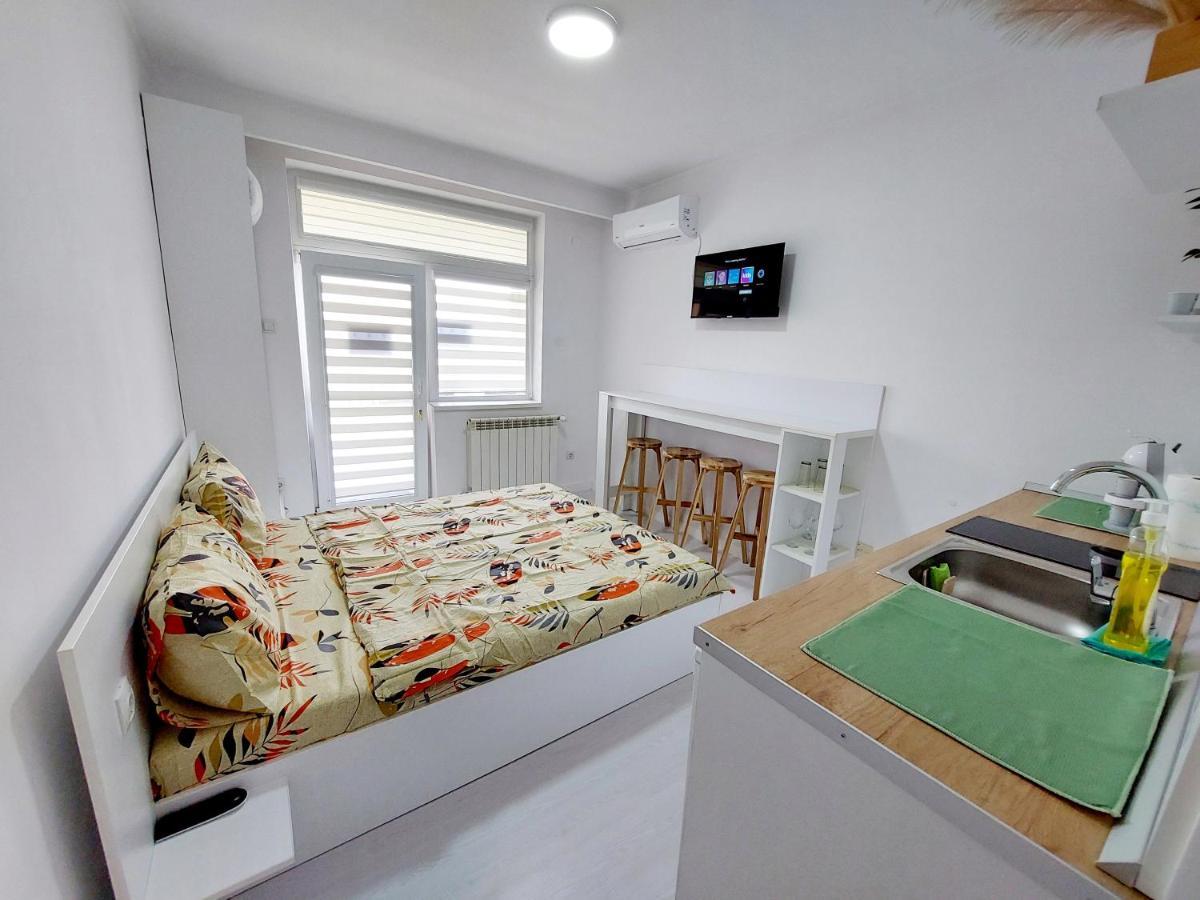 Casuta Cu Tei Villa Oradea Exterior foto