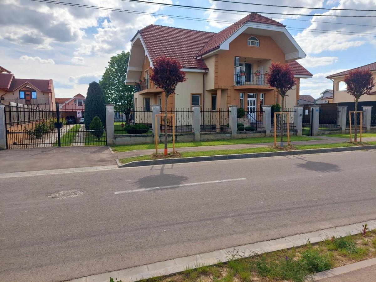 Casuta Cu Tei Villa Oradea Exterior foto