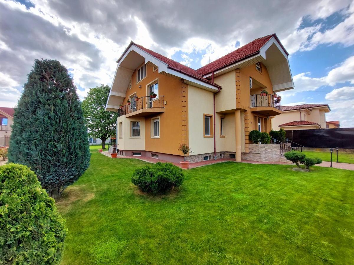Casuta Cu Tei Villa Oradea Exterior foto